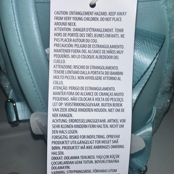 ⭐️NWT⭐️ Disney Parks Minnie Mouse Plush Loungefly Mini Backpack - Picture 7 of 8